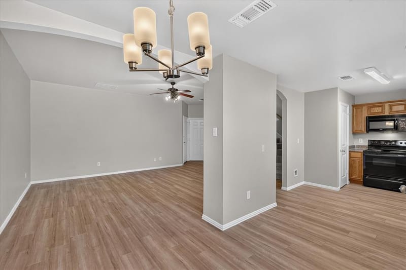 606 E College Street, Princeton TX 75407 - Photo 6