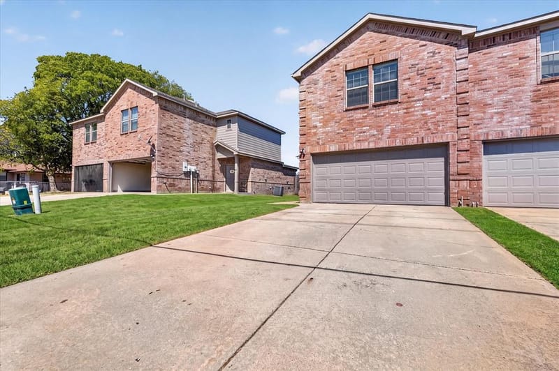 606 E College Street, Princeton TX 75407 - Photo 3