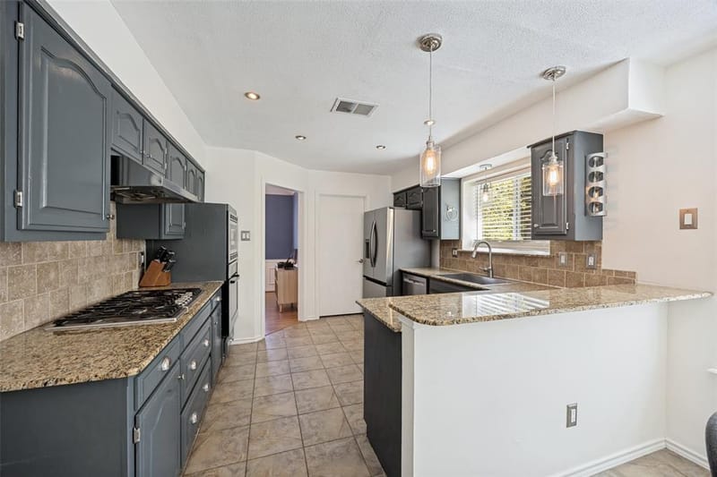 9140 Sweetwater Drive, Dallas TX 75228 - Photo 8