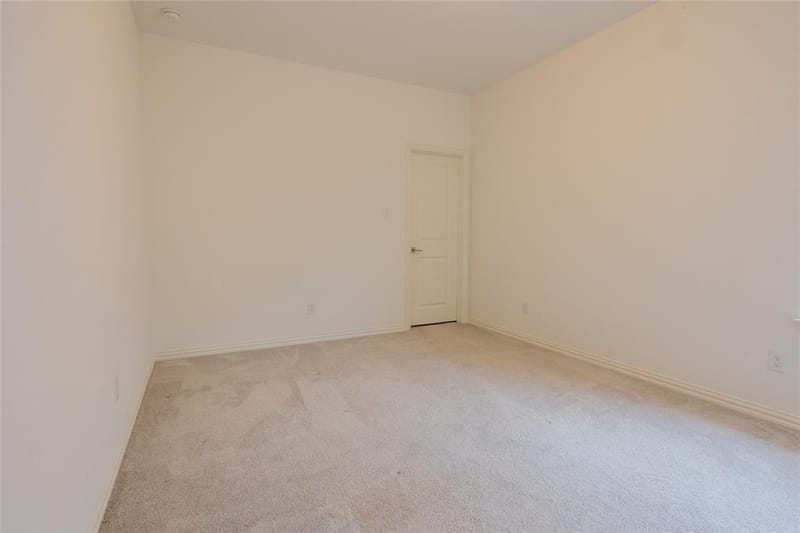 8305 Pine Valley Drive, McKinney TX 75070 - Photo 29