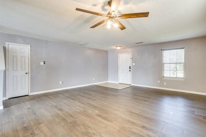 2521 Buffalo Run, Burleson TX 76028 - Photo 7