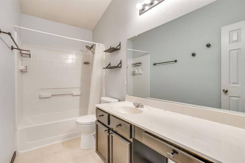 2521 Buffalo Run, Burleson TX 76028 - Photo 35