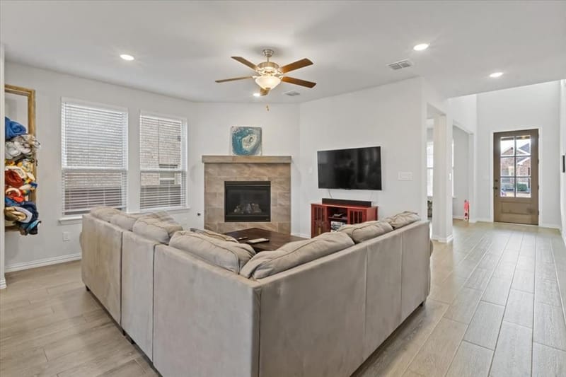 125 Kirwin Drive, Fort Worth TX 76131 - Photo 7