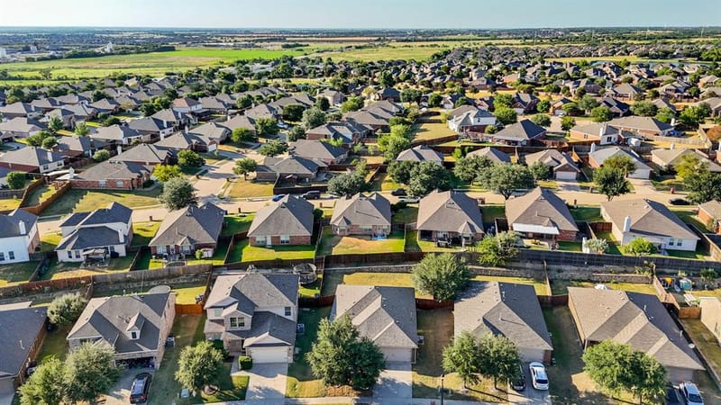 416 Andalusian Trail, Celina TX 75009 - Photo 4