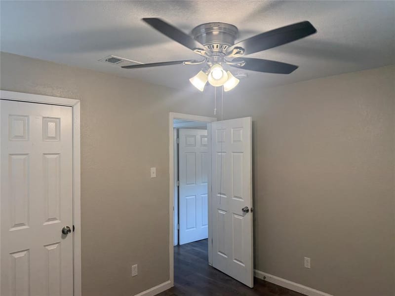 2402 Norwood Drive, Dallas TX 75228 - Photo 27