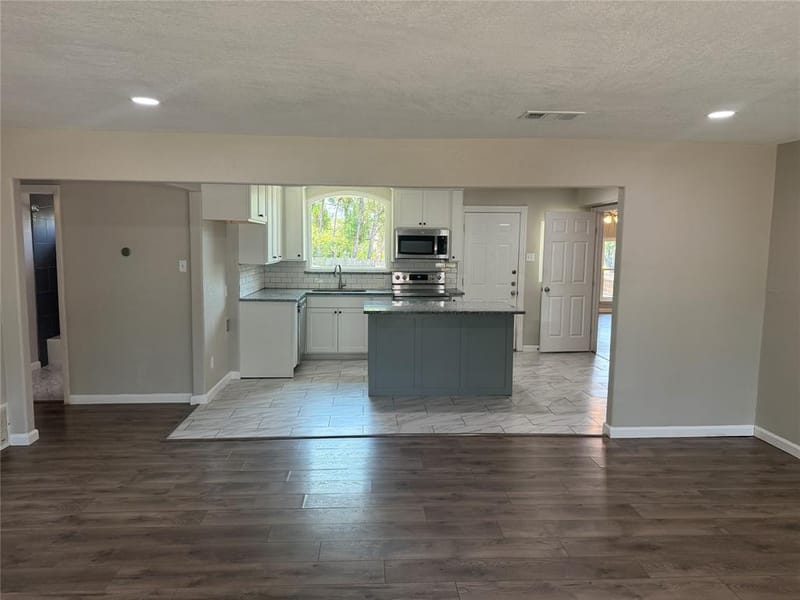 2402 Norwood Drive, Dallas TX 75228 - Photo 8