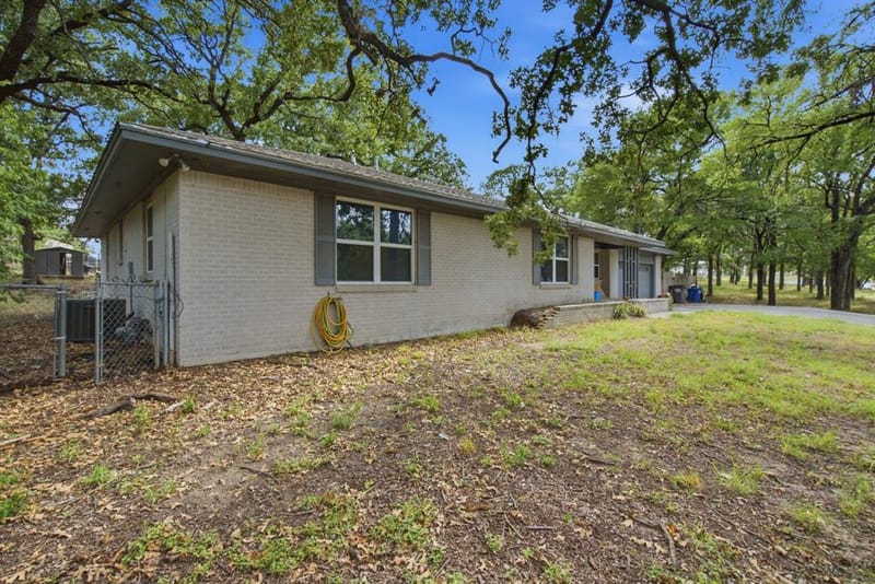 128 Redbird Lane N, Azle TX 76020 - Photo 27