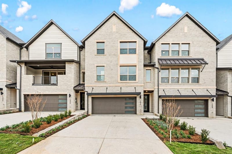 1340 Cherry Hills Lane, Irving TX 75038