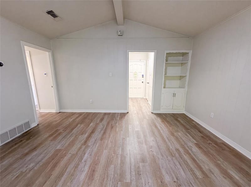 304 Brook Hollow Drive, DeSoto TX 75115 - Photo 5