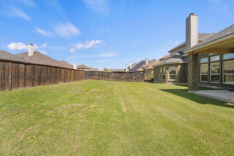 2824 Pino, Grand Prairie TX 75054 - Photo 35