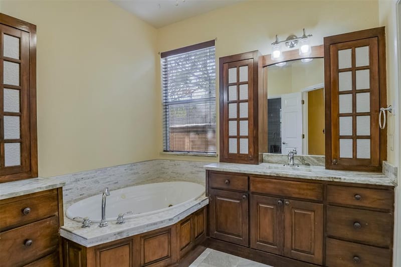 102 Tiffany Trail, Weatherford TX 76086 - Photo 20