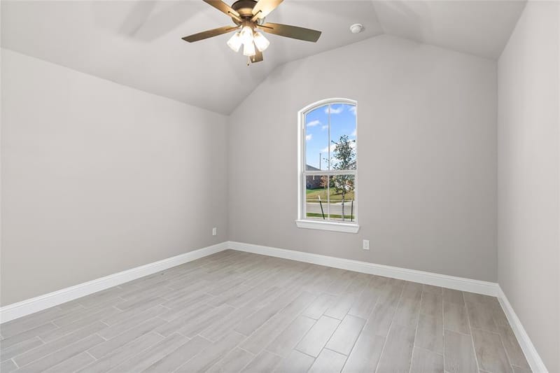 620 Jameson Street, Springtown TX 76082 - Photo 28