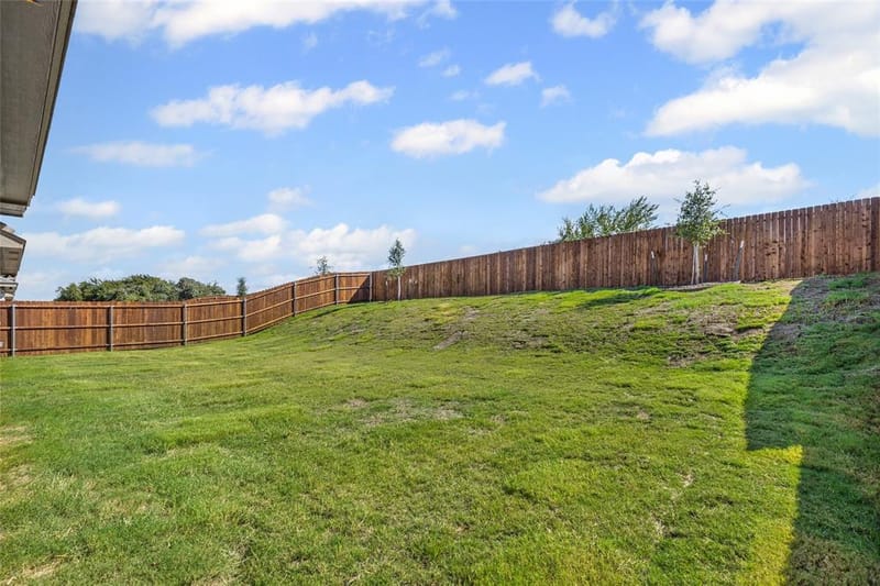 620 Jameson Street, Springtown TX 76082 - Photo 37