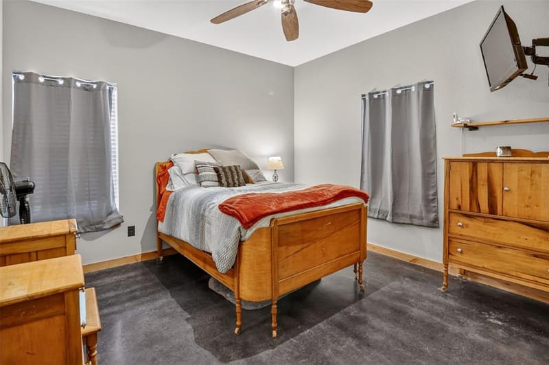 7400 County Road 4726, Wolfe City TX 75496 - Photo 29