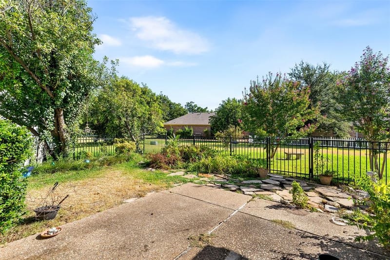 2825 Chimney Hill Drive, Waco TX 76708 - Photo 26