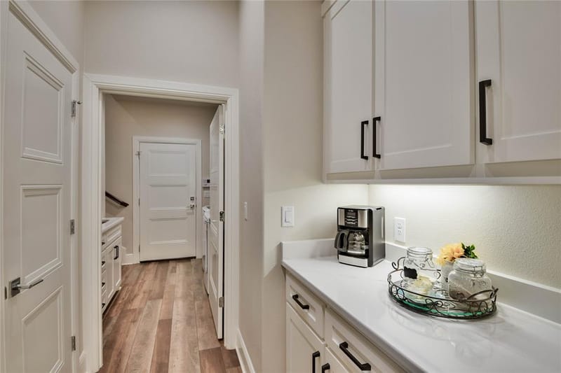 8021 White Drive, Granbury TX 76049 - Photo 22