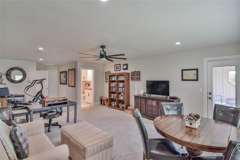8021 White Drive, Granbury TX 76049 - Photo 32