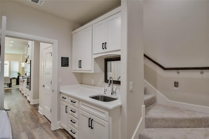 8021 White Drive, Granbury TX 76049 - Photo 21