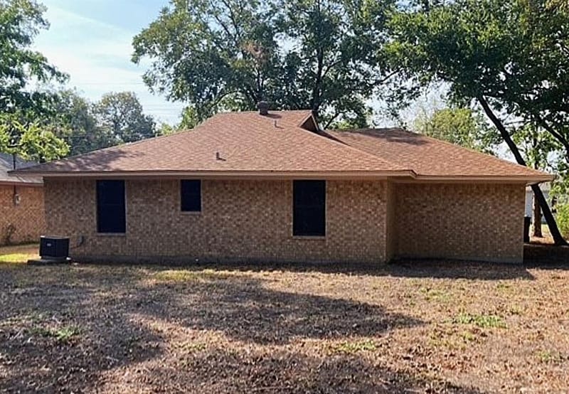 826 W 9th Street, Bonham TX 75418 - Photo 23