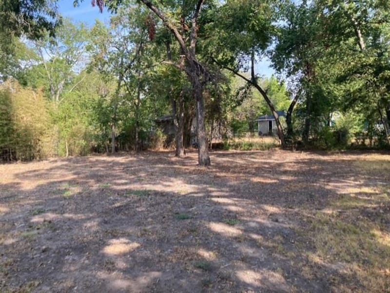 826 W 9th Street, Bonham TX 75418 - Photo 24