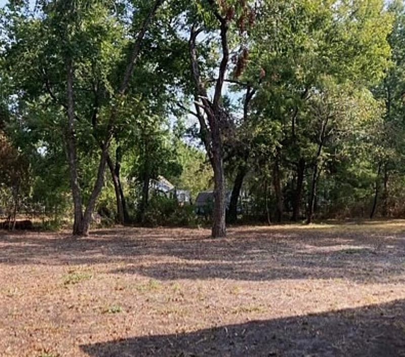 826 W 9th Street, Bonham TX 75418 - Photo 25