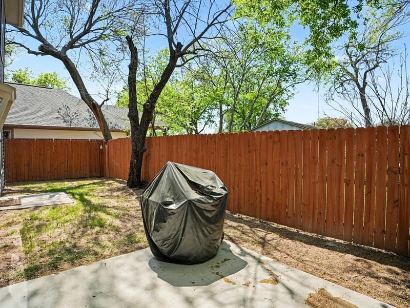 324 S Main Street, Cedar Hill TX 75104 - Photo 33