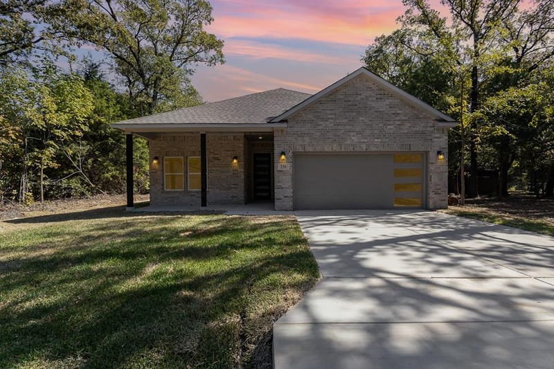 116 Oakwood Drive, Trinidad TX 75163 - Photo 2