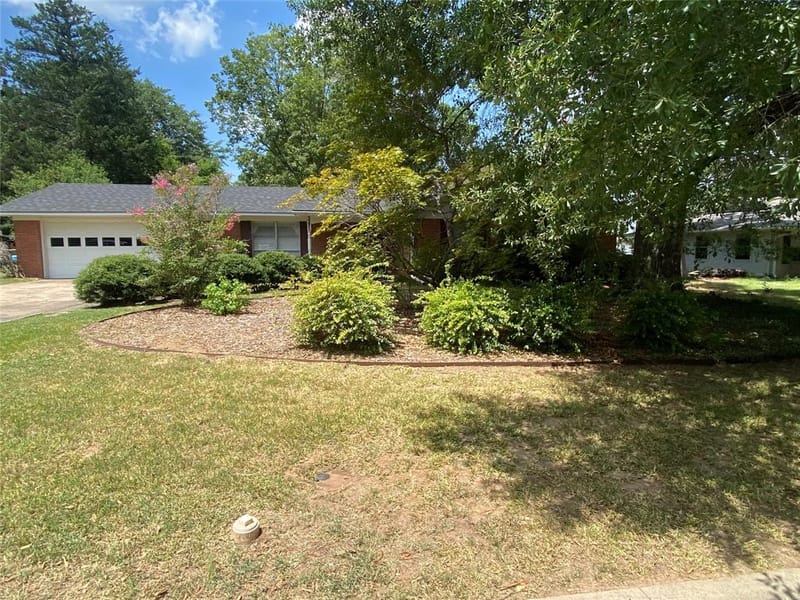 3271 Hubbard Street, Paris TX 75460 - Photo 2