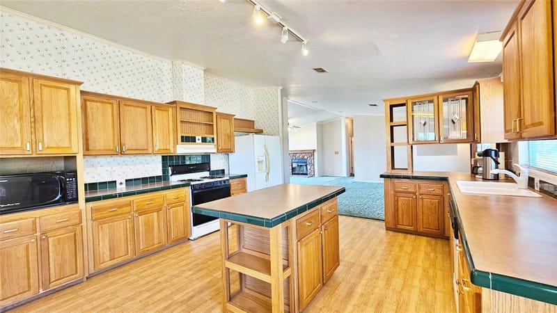 2247 County Road 2130, Greenville TX 75402 - Photo 13