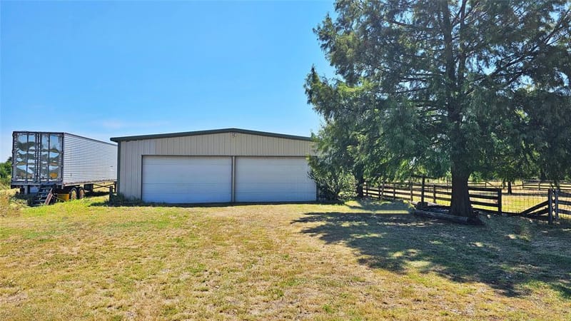 2247 County Road 2130, Greenville TX 75402 - Photo 25