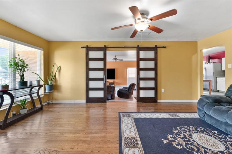 2439 Inadale Avenue, Dallas TX 75228 - Photo 12