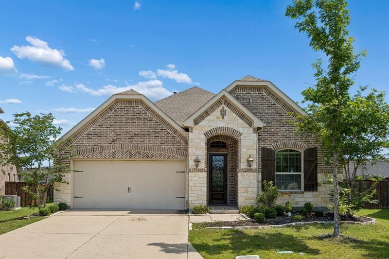 3935 Wind Cave Bend, Irving TX 75063