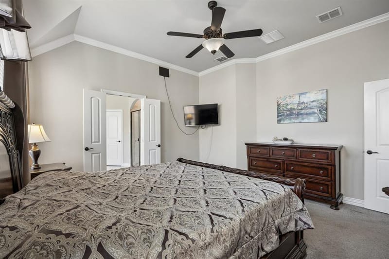 3935 Wind Cave Bend, Irving TX 75063 - Photo 14