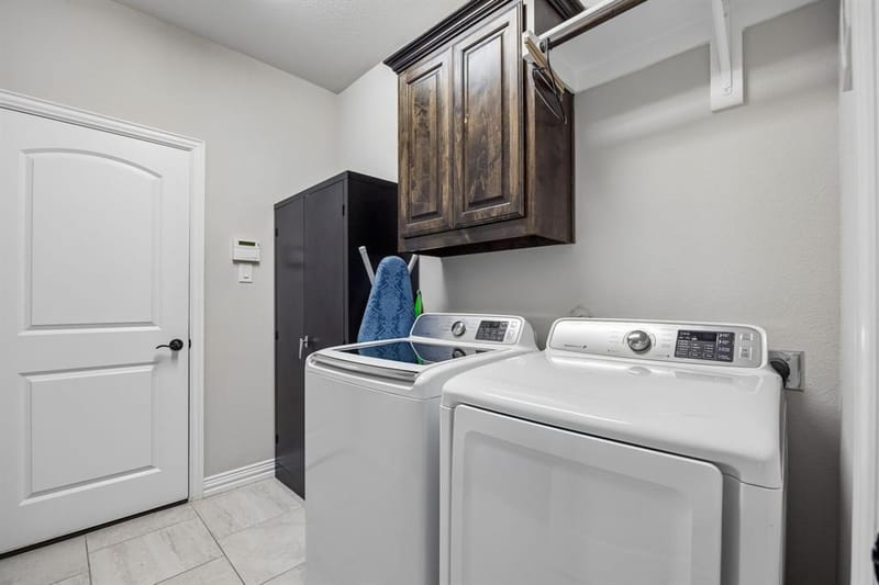 3935 Wind Cave Bend, Irving TX 75063 - Photo 25