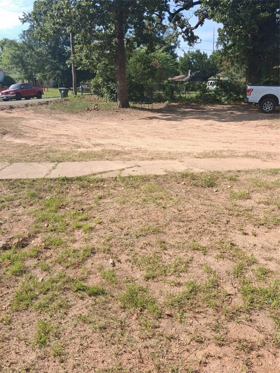 1512 Crescent Drive, Tyler TX 75702 - Photo 2