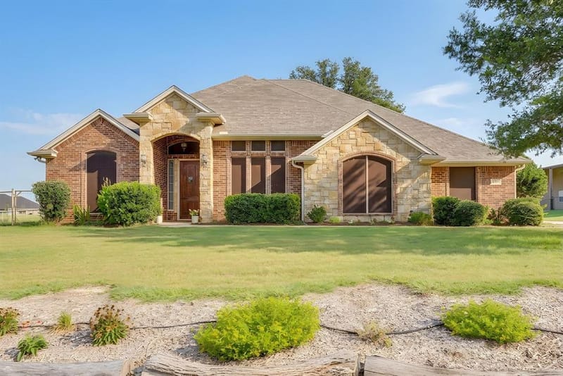 505 Morrow Road, Springtown TX 76082
