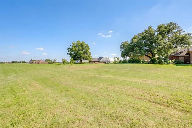 505 Morrow Road, Springtown TX 76082 - Photo 31