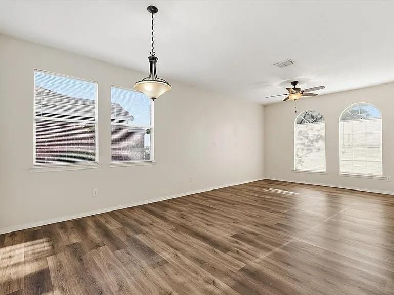 1048 Harriman Drive, Saginaw TX 76131 - Photo 5