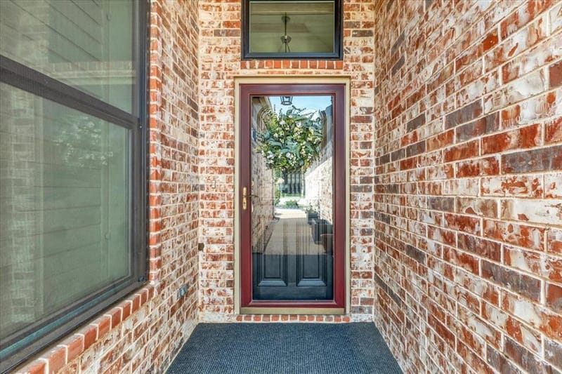 2105 Norwood Lane, Arlington TX 76013 - Photo 6