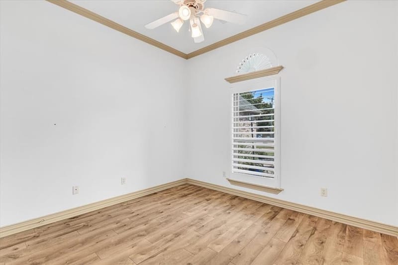 2105 Norwood Lane, Arlington TX 76013 - Photo 32