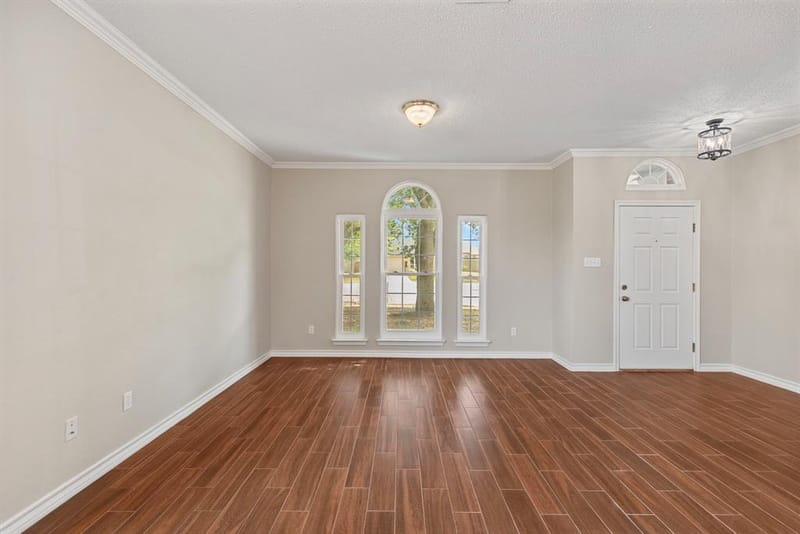 104 Bullava Court, Crowley TX 76036 - Photo 6