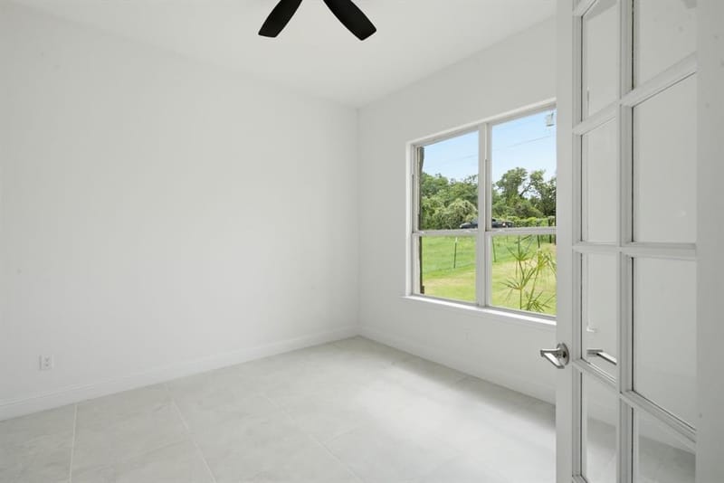672 Jennings Lane, Azle TX 76020 - Photo 11