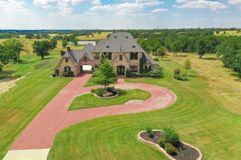 354 Ballpark Way, Jacksboro TX 76458 - Photo 7