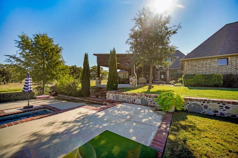 354 Ballpark Way, Jacksboro TX 76458 - Photo 36