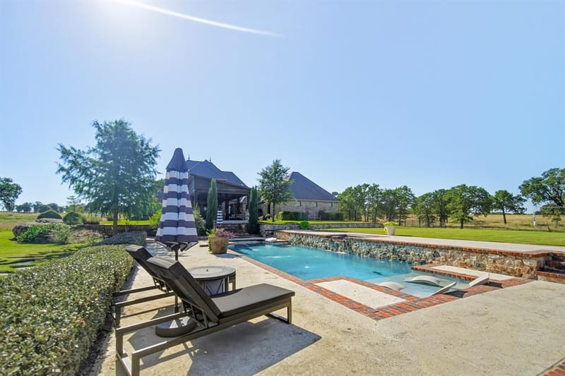 354 Ballpark Way, Jacksboro TX 76458 - Photo 35