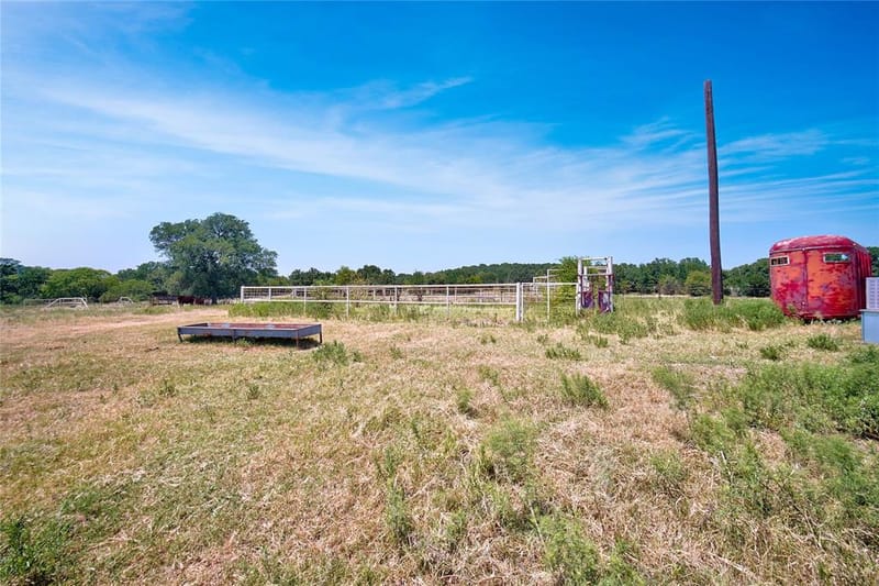 6551 Crooked Creek Road, Jacksboro TX 76458 - Photo 39