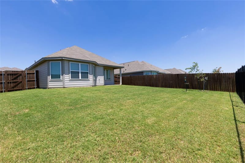 1137 Takeoff Avenue, Fort Worth TX 76131 - Photo 15