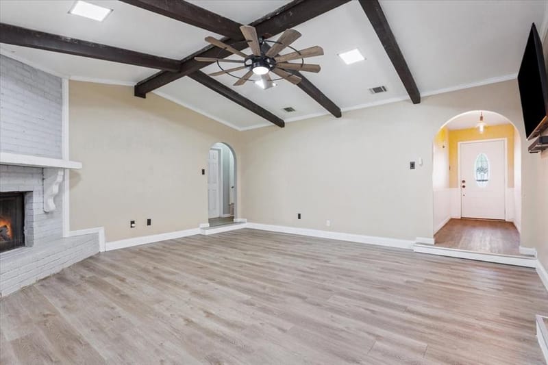 332 Bowie Lane, Hewitt TX 76643 - Photo 19