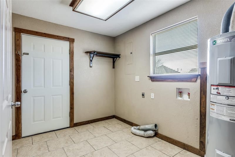 401 Ashwood Street, Azle TX 76020 - Photo 16