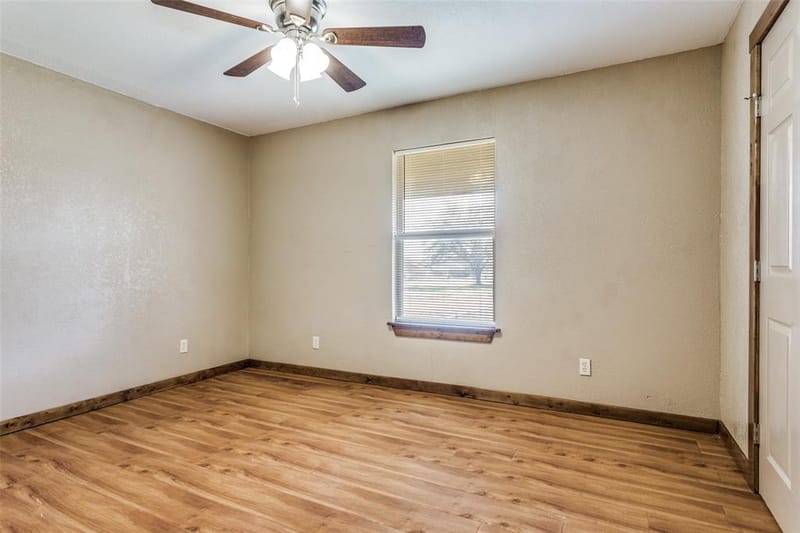 401 Ashwood Street, Azle TX 76020 - Photo 18